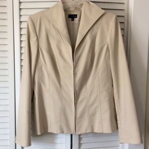 NWT  Juliana Collezione women’s dress jacket.